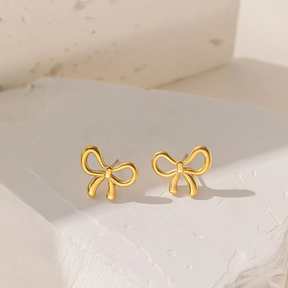 18K Gold Ribbon Jewelry Set