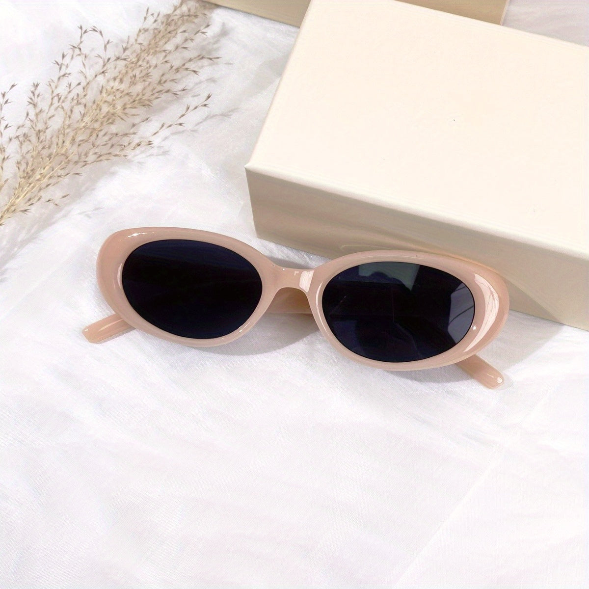 Luxury Women's Sunglasses (Retro Y2K)