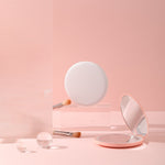 Compact Mirror with Light