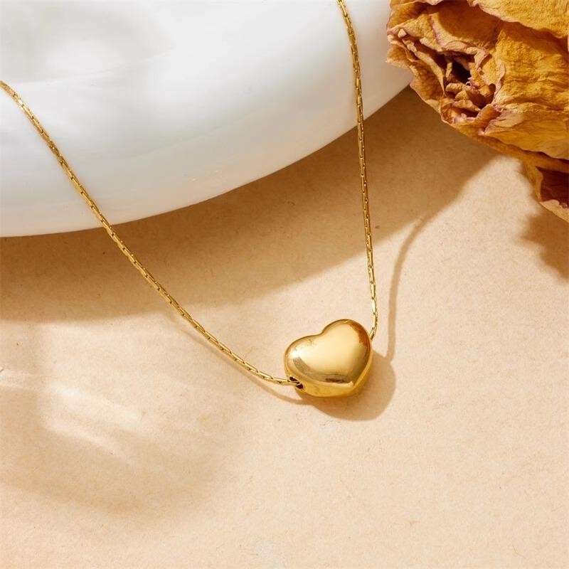 18K Gold Love Necklace